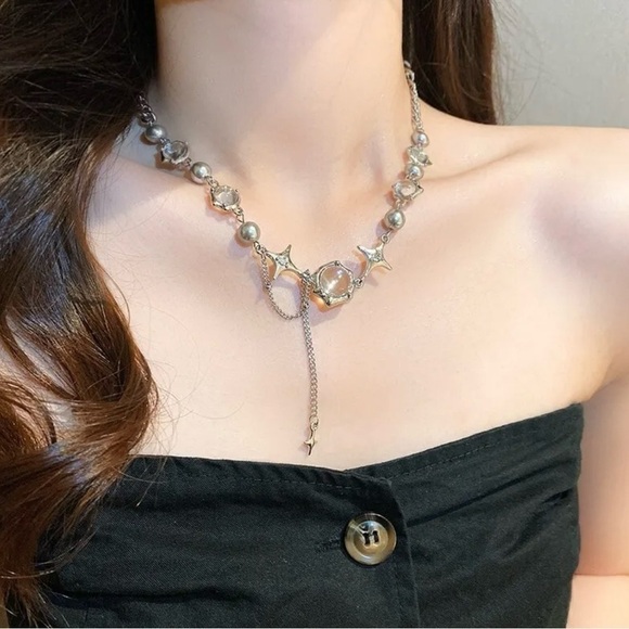 NEW Silver and Glass Ball Chocker Necklace - Picture 4 of 7